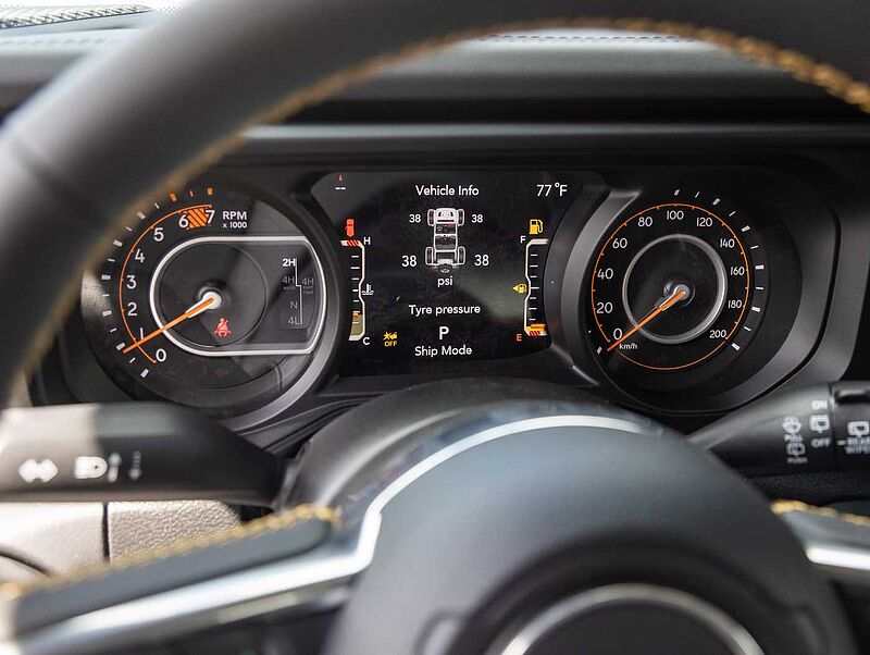 Jeep Wrangler Sahara 2.0l