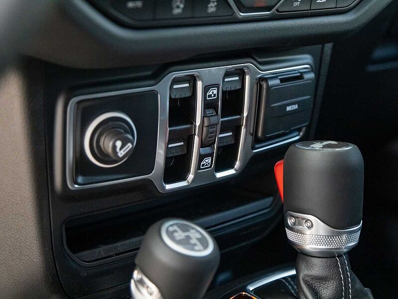 Jeep Wrangler Sahara 2.0l