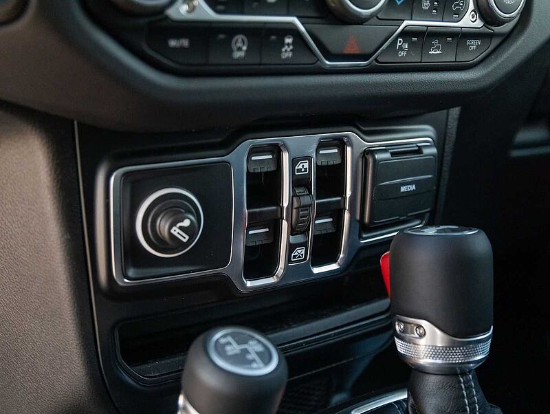 Jeep Wrangler Sahara 2.0l T-GDI Ultd.