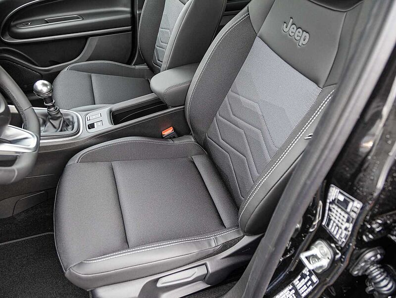 Jeep Avenger 1.2 Altitude Winter Paket