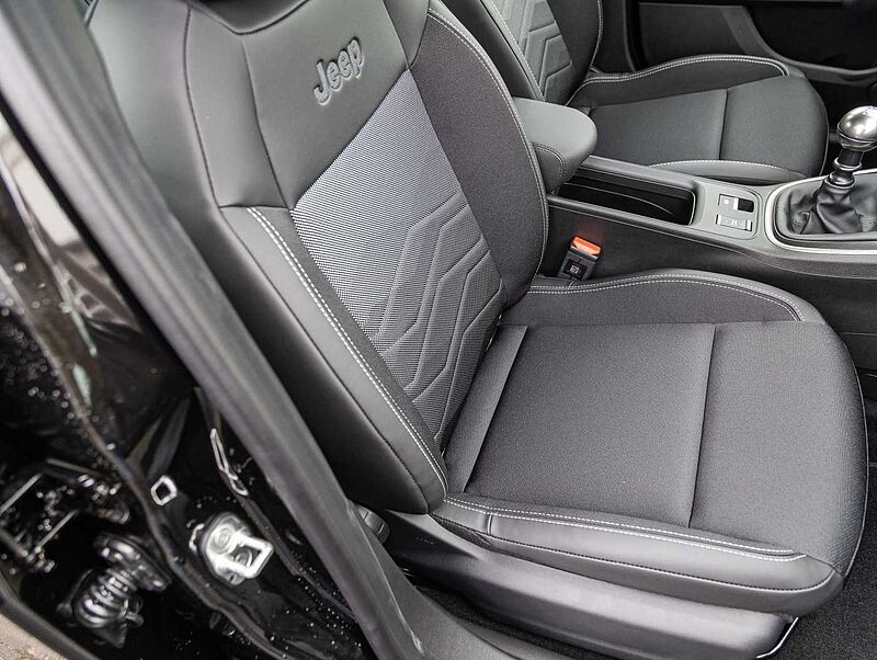 Jeep Avenger 1.2 Altitude Winter Paket