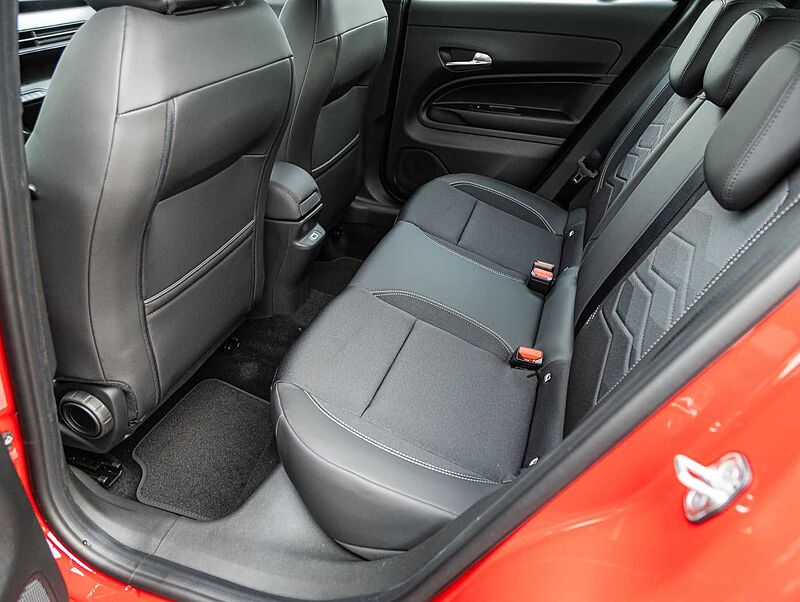 Jeep Avenger 1.2 Altitude Winter Paket