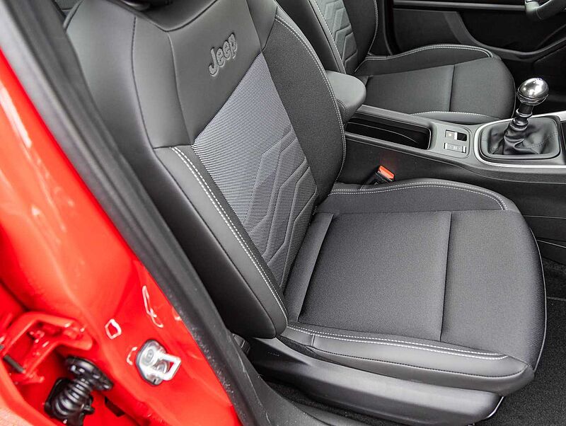 Jeep Avenger 1.2 Altitude Winter Paket