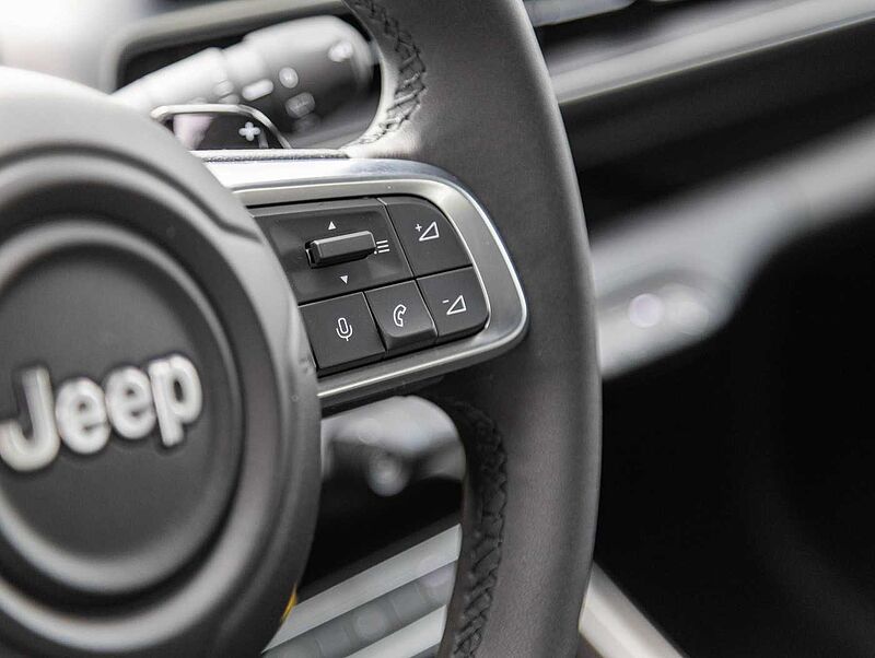 Jeep Avenger 1.2 T3 48V e-Hybrid Automatik Altitude