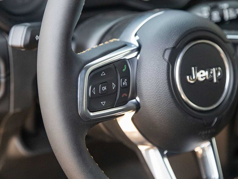 Jeep Wrangler Sahara 2.0l T-GDI Ultd. Sky-One