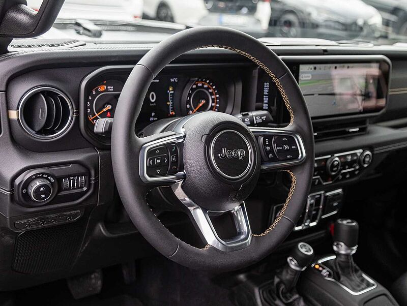 Jeep Wrangler BLACK EDITION 2.0l T-GDI Ultd. Sky-One