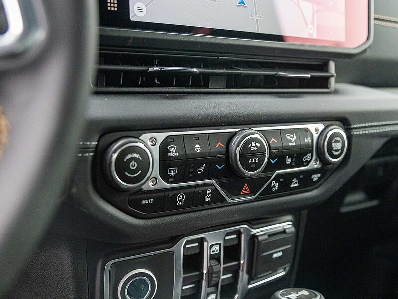 Jeep Wrangler BLACK EDITION 2.0l T-GDI Ultd. Sky-One