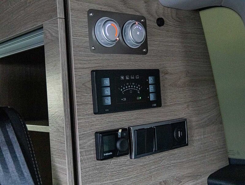 Citroen Holidays 180 EAT8 MAX