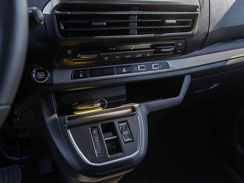 Citroen Holidays 180 EAT8 MAX AHK/ Paket MAX / Sofort!