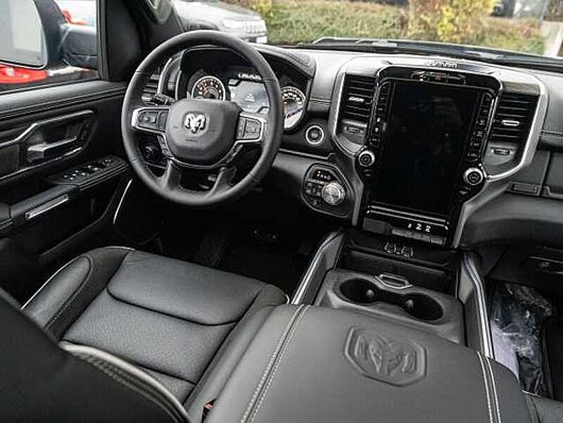 Dodge RAM 1500 Laramie Sport LPG MY25 4x4