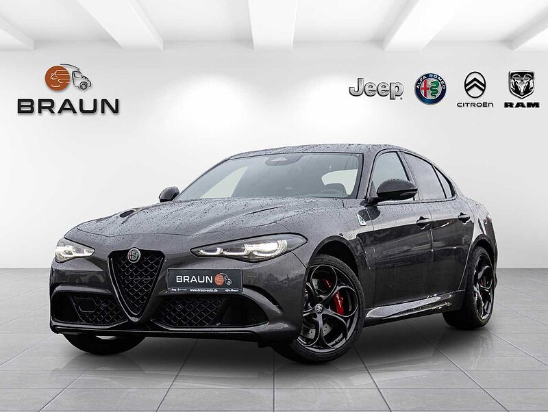 Alfa Romeo Giulia 2.9 V6 Bi-Turbo AT8 Quadrifoglio