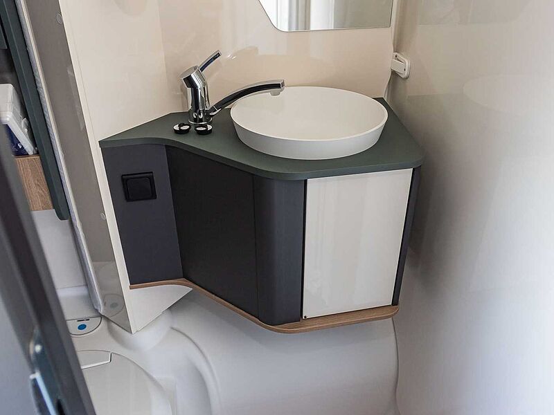 Laika Kosmo L 105 UPE 92.286 €