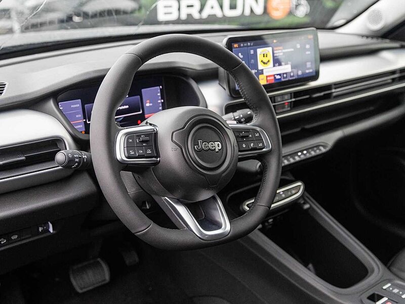 Jeep Avenger 1.2 T3 48V e-Hybrid AT Summit