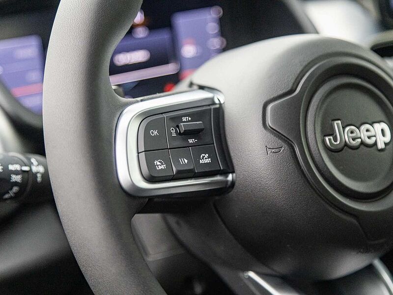 Jeep Avenger 1.2 T3 48V e-Hybrid AT Summit