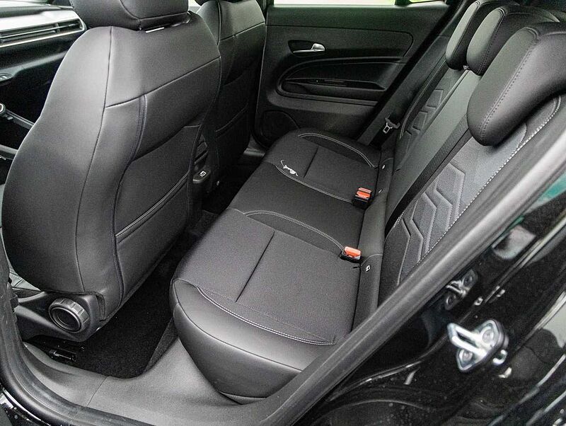 Jeep Avenger 1.2 T3 48V e-Hybrid AT Summit