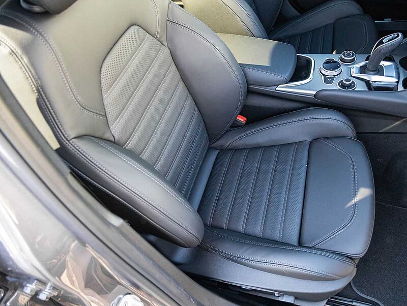 Alfa Romeo Giulia Veloce 2.2 Diesel 16V AT8-Q4