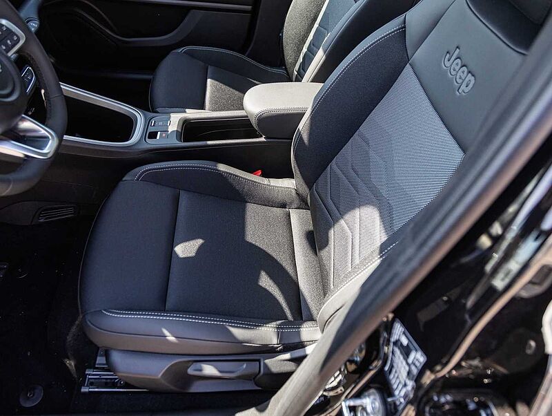 Jeep Avenger 1.2 48V e-Hybrid Automatik Altitude MY25