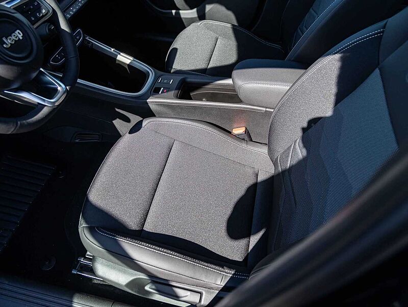 Jeep Avenger 1.2 48V e-Hybrid Automatik Altitude MY25