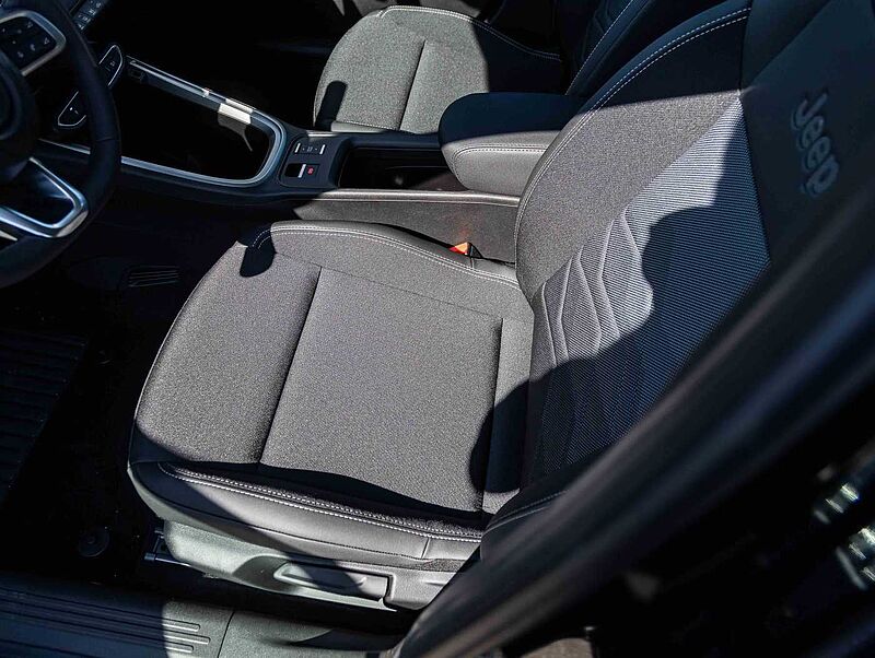 Jeep Avenger 1.2 48V e-Hybrid Automatik Altitude MY25