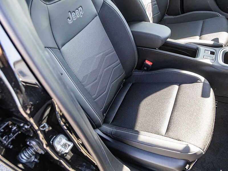 Jeep Avenger 1.2 48V e-Hybrid Automatik Altitude MY25