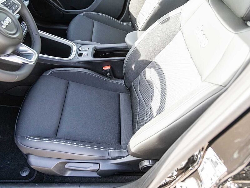 Jeep Avenger 1.2 48V e-Hybrid Automatik Summit MY25