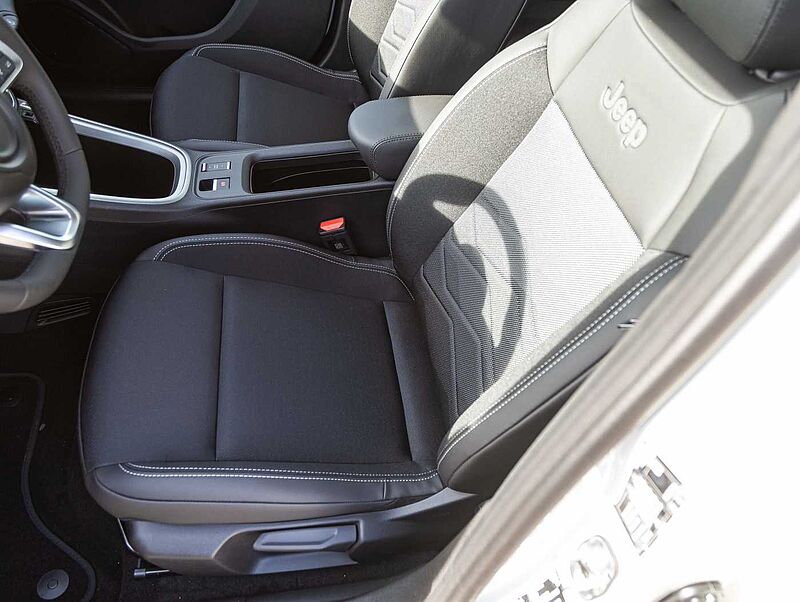 Jeep Avenger 1.2 48V e-Hybrid Automatik Summit MY25