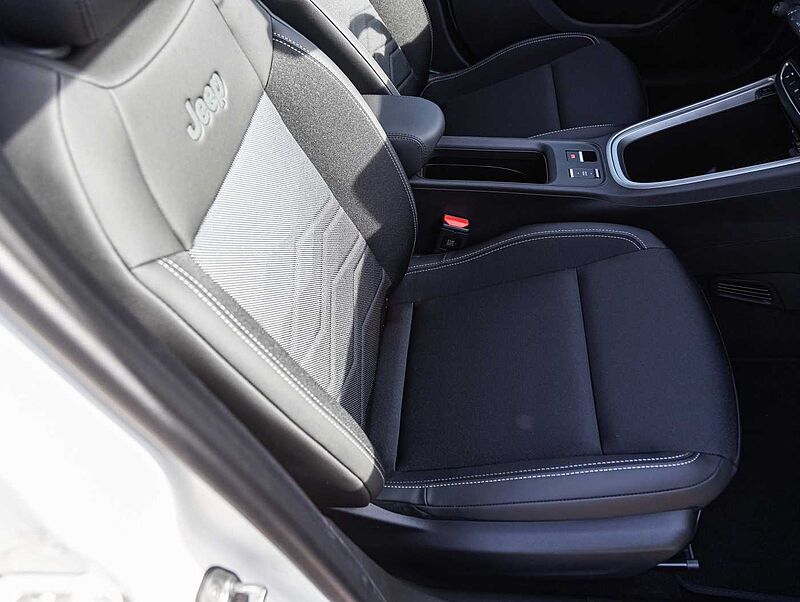 Jeep Avenger 1.2 48V e-Hybrid Automatik Summit MY25