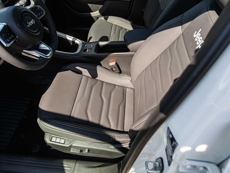 Jeep Avenger 1.2 48V e-Hybrid Automatik Summit MY25