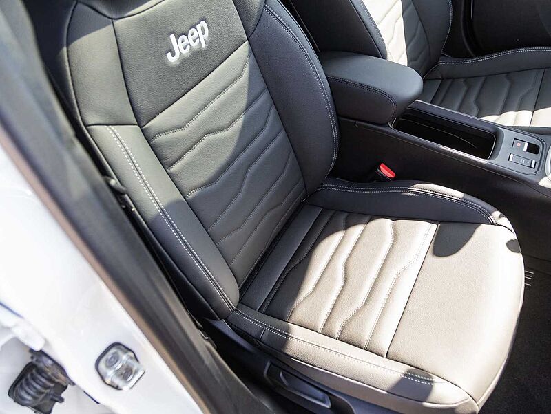 Jeep Avenger 1.2 48V e-Hybrid Automatik Summit MY25