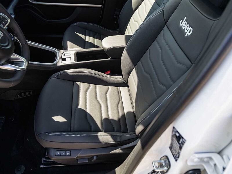 Jeep Avenger 1.2 48V e-Hybrid Automatik Summit MY25