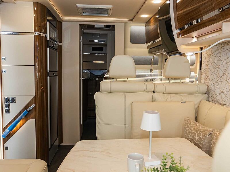 Eura Mobil Integra 890 EB ALKO HUBSTÜTZEN