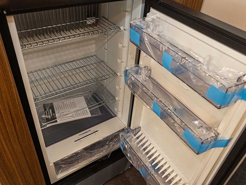 Eura Mobil Integra 890 EB ALKO HUBSTÜTZEN