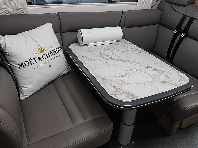 Dethleffs XXL A 9000-2 HUBSTÜTZEN NP 285.000€