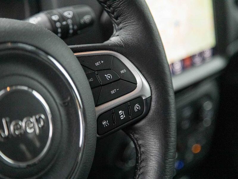 Jeep Renegade e-Hybrid S 1.5 l MHEV 48V Leder