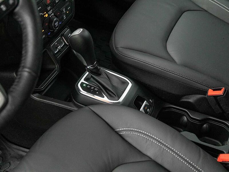 Jeep Renegade e-Hybrid S 1.5 l MHEV 48V Leder