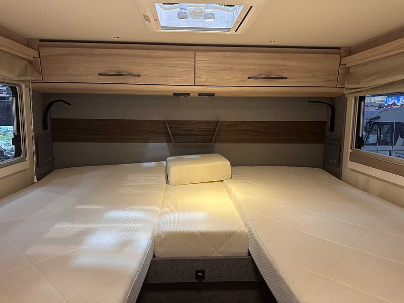 Eura Mobil Integra Line GT - Mercedes IL726EF 12/25