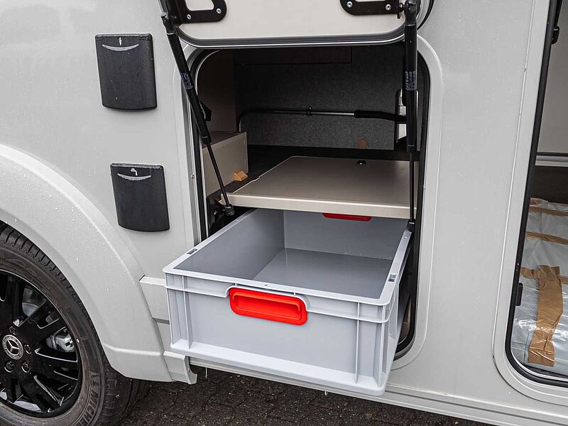 Eura Mobil Integra Line GT - Mercedes IL726EF BLACKLINE