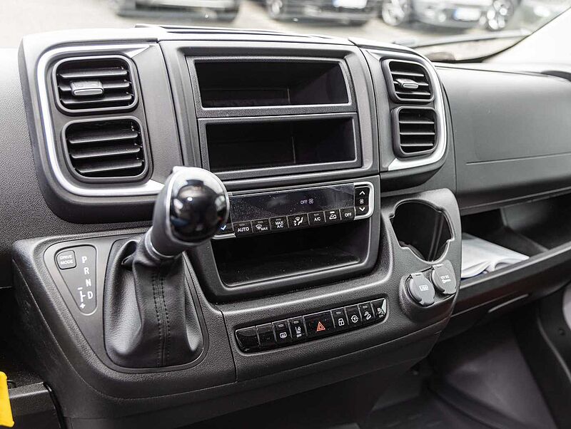 Laika Kosmo L 319 Autom. +Hubbett UPE  97.310€