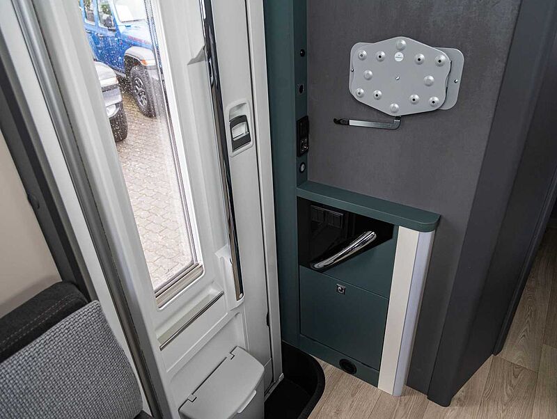 Laika Kosmo L 319 Autom. +Hubbett UPE  97.310€