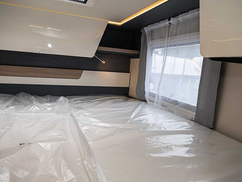 Laika Kosmo L 319 Autom. +Hubbett UPE  97.310€