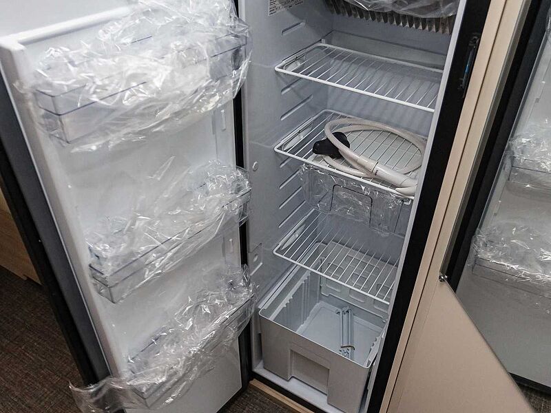 Eura Mobil Activa One 570 HS Automatik MJ26