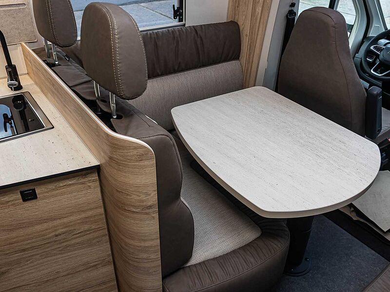 Eura Mobil Profila T 675 SB Automatik MJ 26