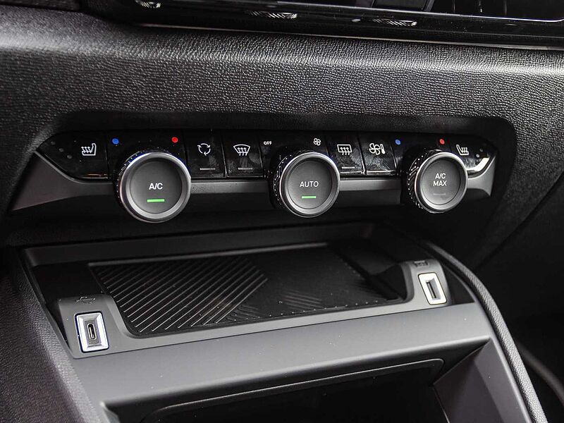 Citroen C4 Hybrid 145 COLLECTION