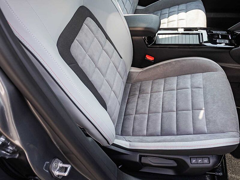 Citroen C4 Hybrid 145 MAX