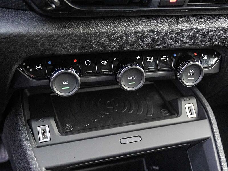 Citroen C4 Hybrid 145 MAX