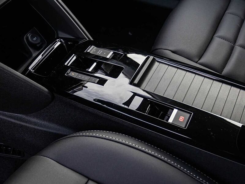 Citroen C4 Hybrid 145 MAX