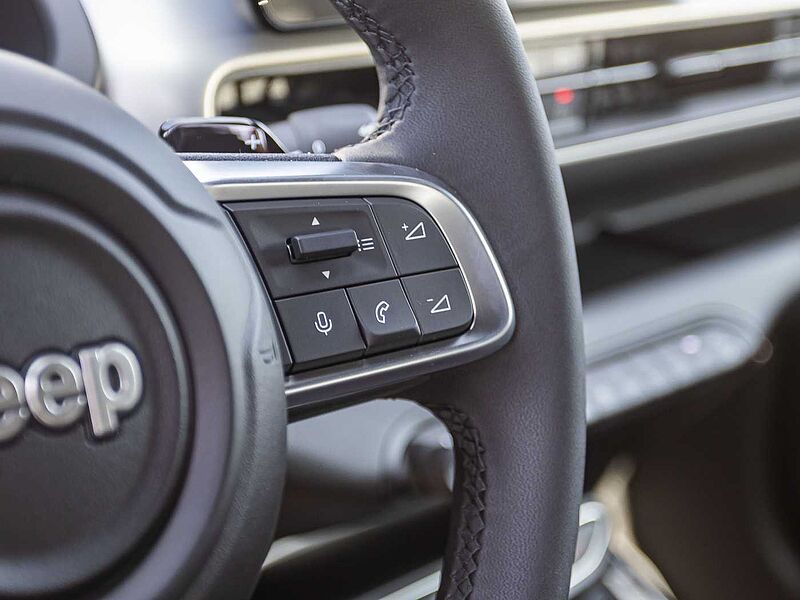 Jeep Avenger 1.2 48V 4xe Hybrid eAWD OVERLAND