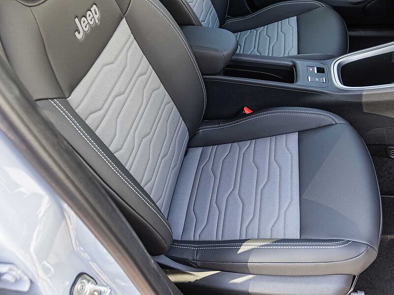 Jeep Avenger 1.2 48V 4xe Hybrid eAWD OVERLAND