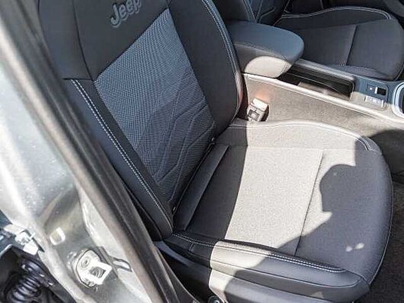 Jeep Avenger 1.2 48V e-Hybrid Automatik Altitude MY25