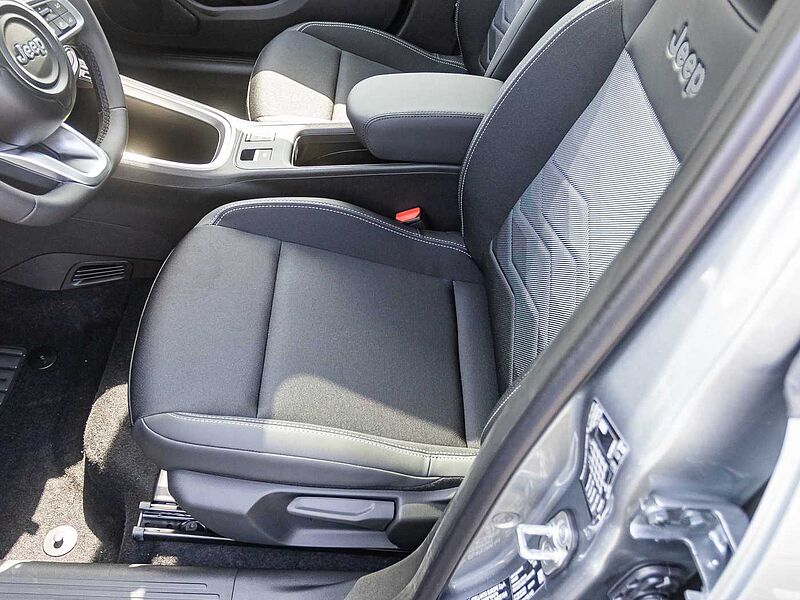 Jeep Avenger 1.2 48V e-Hybrid Automatik Summit MY25